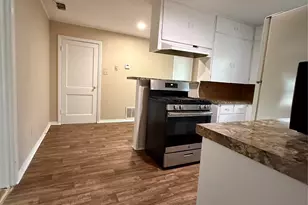 711 St Thomas Dr, Athens, TX 75751 - Photo 3