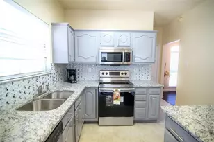 18516 Timber Oaks Dr, Dallas, TX 75287 - Photo 9