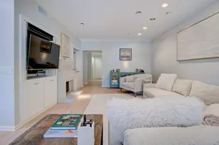 6840 E NW Hwy, Dallas, TX 75231 - Photo 7