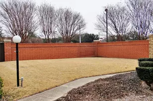 517 Ranch Trail, Irving, TX 75063 - Photo 29