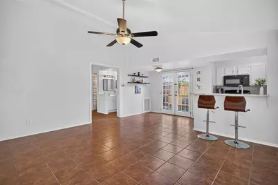 303 Liberty Place, Grand Prairie, TX 75052 - Photo 3