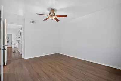 303 Liberty Place, Grand Prairie, TX 75052 - Photo 11