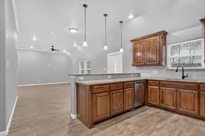 1612 Tanglewood Drive, Azle, TX 76020 - Photo 15
