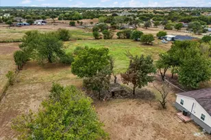 319 Green Acres Rd, Weatherford, TX 76088 - Photo 33