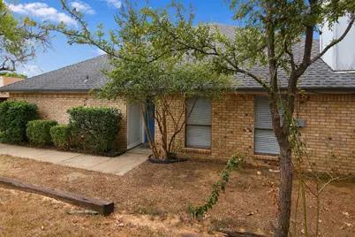 317 Moore Creek Road, Hurst, TX 76053 - Photo 5