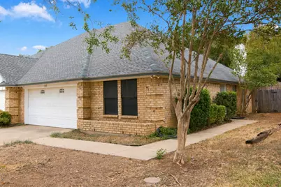 317 Moore Creek Road, Hurst, TX 76053 - Photo 3