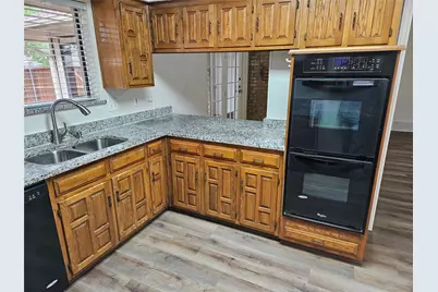 218 Buffalo Creek Drive, Waxahachie, TX 75165 - Photo 5
