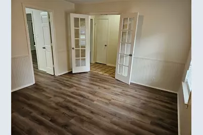 218 Buffalo Creek Drive, Waxahachie, TX 75165 - Photo 3