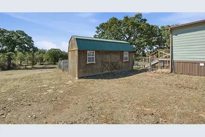 664 County Road 4756, Boyd, TX 76023 - Photo 25