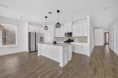7108 Talon Bluff Drive, Fort Worth, TX 76179 - Photo 9
