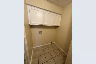 7006 Lincoln Drive, North Richland Hills, TX 76182 - Photo 9