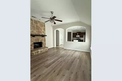 5709 Centeridge Lane, McKinney, TX 75071 - Photo 3