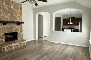 5709 Centeridge Ln, McKinney, TX 75071 - Photo 3