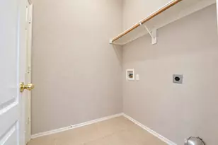 6917 Cold Water Canyon Rd, Fort Worth, TX 76132 - Photo 19