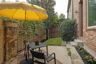 8686 Thorbrush Pl, Dallas, TX 75238 - Photo 21