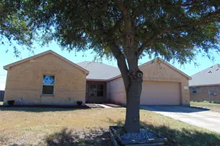 1430 Waldrop Dr, Lancaster, TX 75146 - Photo 29