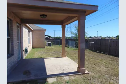 1430 Waldrop Drive, Lancaster, TX 75146 - Photo 9