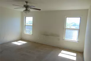 1430 Waldrop Dr, Lancaster, TX 75146 - Photo 15
