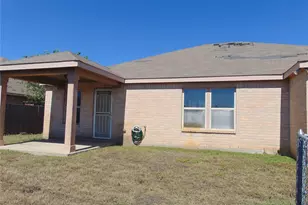 1430 Waldrop Dr, Lancaster, TX 75146 - Photo 11