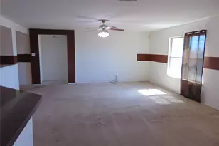 1430 Waldrop Dr, Lancaster, TX 75146 - Photo 23