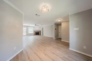 5029 Barberry Dr, Fort Worth, TX 76133 - Photo 7