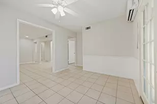 8819 Graywood Dr, Dallas, TX 75243 - Photo 9