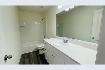 26 Glen Crossings, Edgecliff Village, TX 76134 - Photo 9