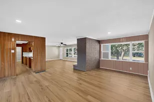 2314 Wales Pl, Irving, TX 75062 - Photo 11