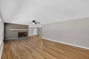 2314 Wales Pl, Irving, TX 75062 - Photo 9