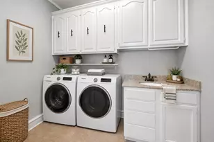 18003 Benchmark Dr, Dallas, TX 75252 - Photo 9