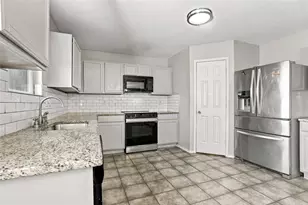 1856 Lariat Dr, Fort Worth, TX 76247 - Photo 9