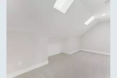 2911 Creekside Court, Carrollton, TX 75007 - Photo 23