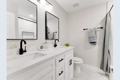 2911 Creekside Court, Carrollton, TX 75007 - Photo 21