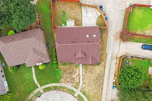 2911 Creekside Ct, Carrollton, TX 75007 - Photo 35