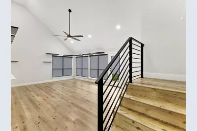 2911 Creekside Court, Carrollton, TX 75007 - Photo 13