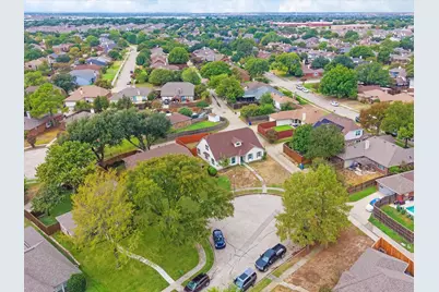 2911 Creekside Court, Carrollton, TX 75007 - Photo 31