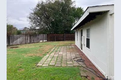 5210 Highbank Drive, Arlington, TX 76018 - Photo 21