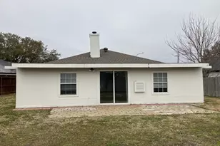 5210 Highbank Dr, Arlington, TX 76018 - Photo 23