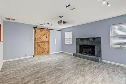 4716 Kyle Drive, Balch Springs, TX 75180 - Photo 13