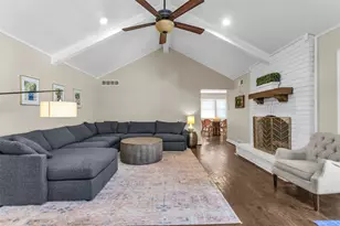 14829 Knollview Dr, Dallas, TX 75248 - Photo 9