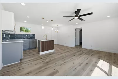 905 E Shaw Street, Fort Worth, TX 76110 - Photo 7