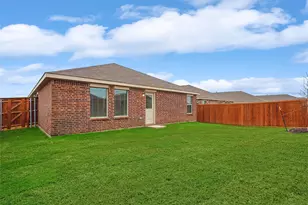 2812 Ozark Cir, Little Elm, TX 75068 - Photo 11
