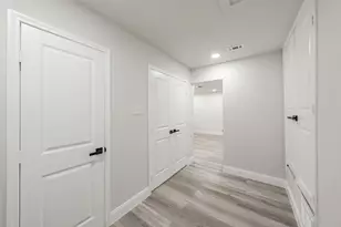 404 Simmons Dr, Hurst, TX 76053 - Photo 31