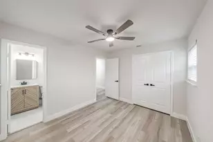 404 Simmons Dr, Hurst, TX 76053 - Photo 19