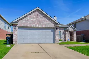 903 Gillon Dr, Arlington, TX 76001 - Photo 1