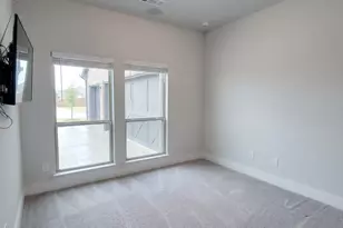 1801 Hidden Crk Dr, Midlothian, TX 76065 - Photo 11