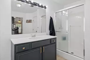 503 E Kaufman St, Mabank, TX 75147 - Photo 13