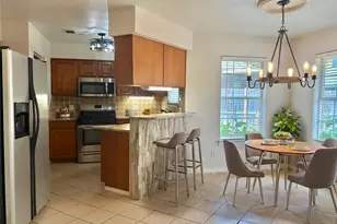904 Vicksburg Ln, Burleson, TX 76028 - Photo 11