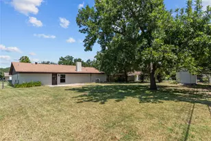 2008 Maplewood Dr, Gainesville, TX 76240 - Photo 29