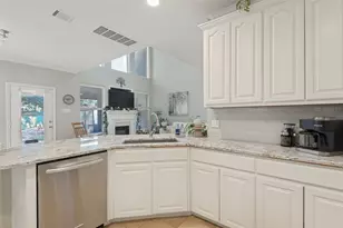 604 Jamboree Way, Euless, TX 76039 - Photo 15